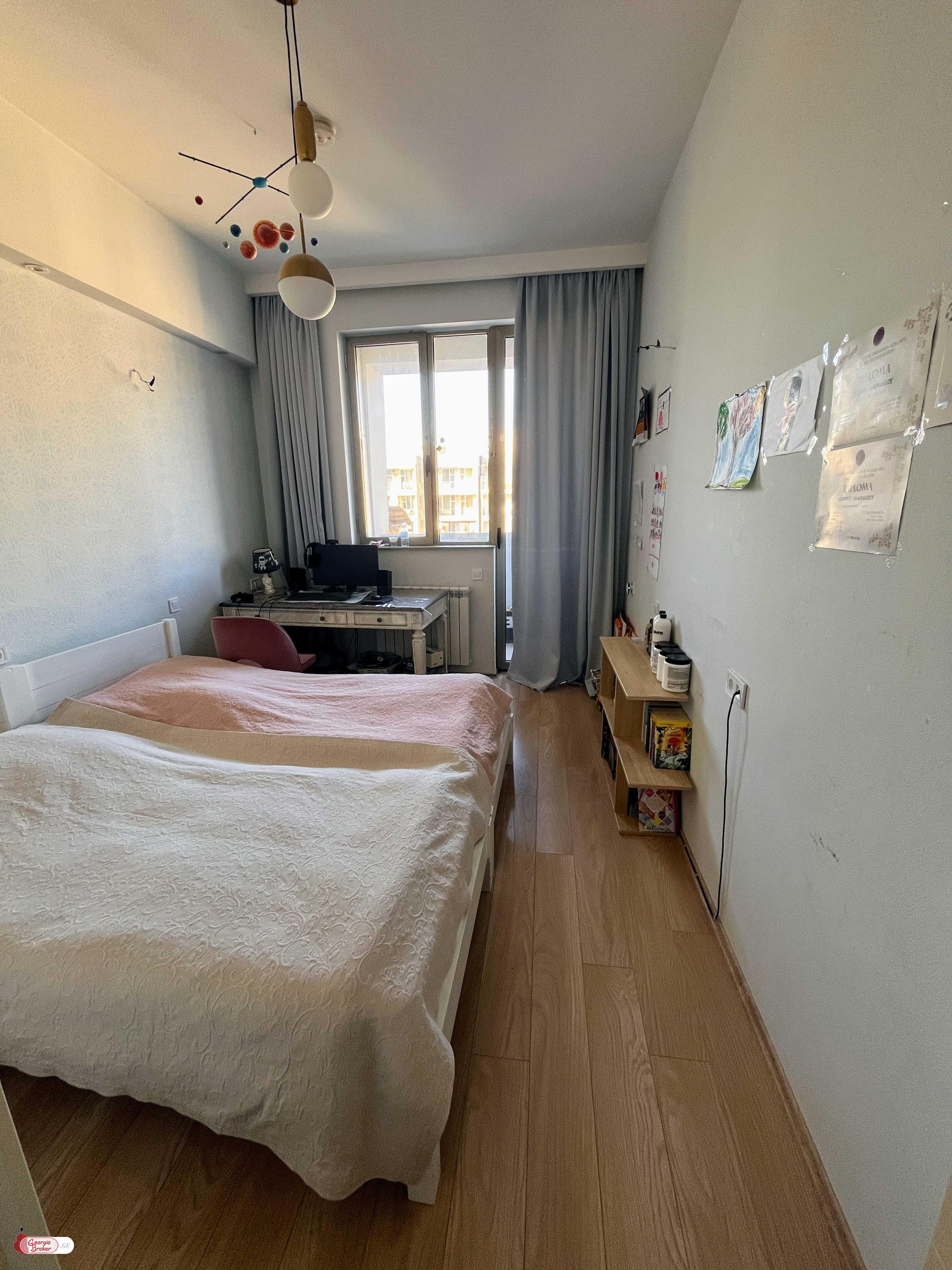 nearly repaired 3-room apartment for sale