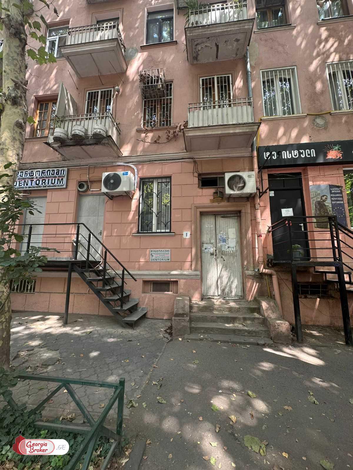 ქირავდება ახალი გარემონტებული საოფისე ფართი