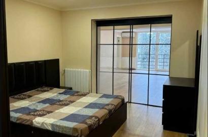 nearly repaired 5-room apartment for sale