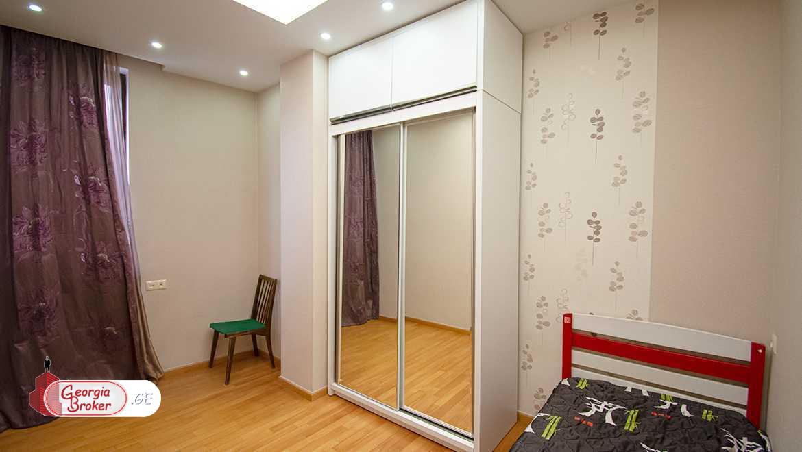 nearly repaired 4-room apartment for sale