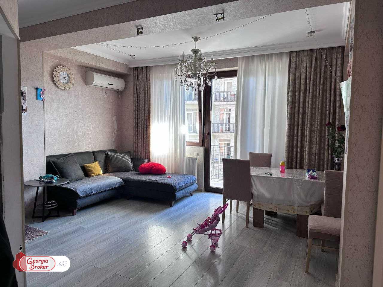 nearly repaired 3-room apartment for sale