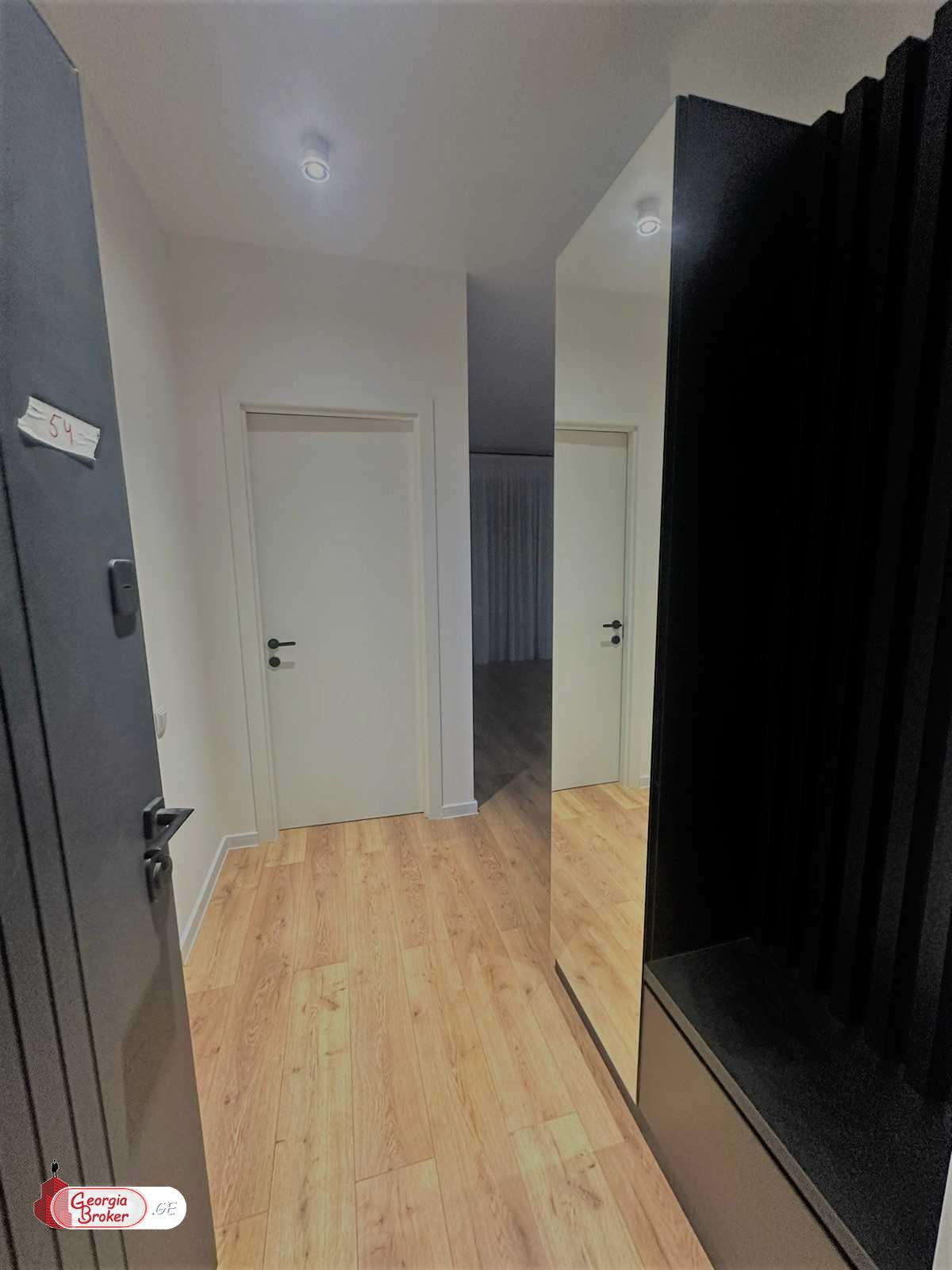 продается квартира с новым ремонтом 2-комнаты