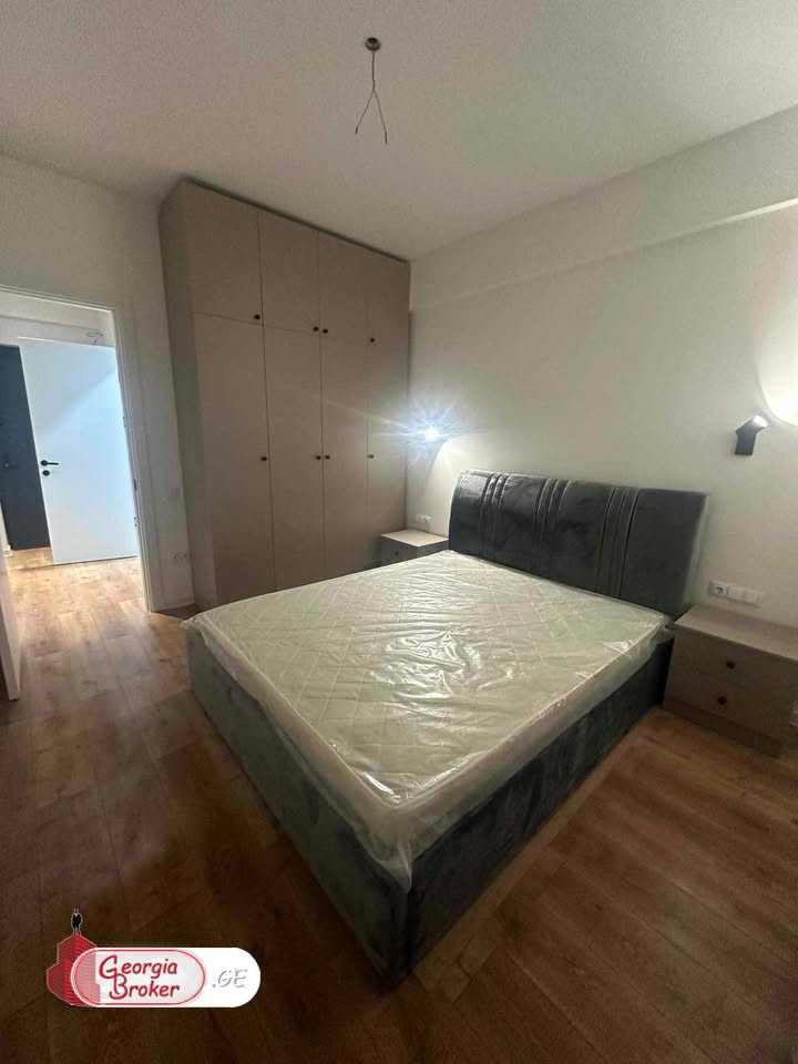 продается квартира с новым ремонтом 2-комнаты