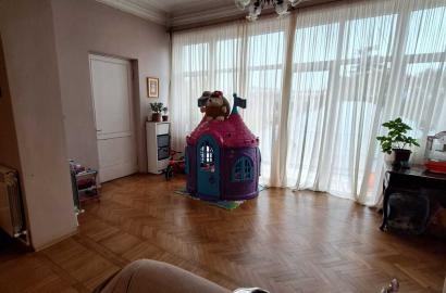 nearly repaired 3-room apartment for sale