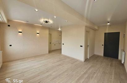 продается квартира с новым ремонтом 3-комнаты