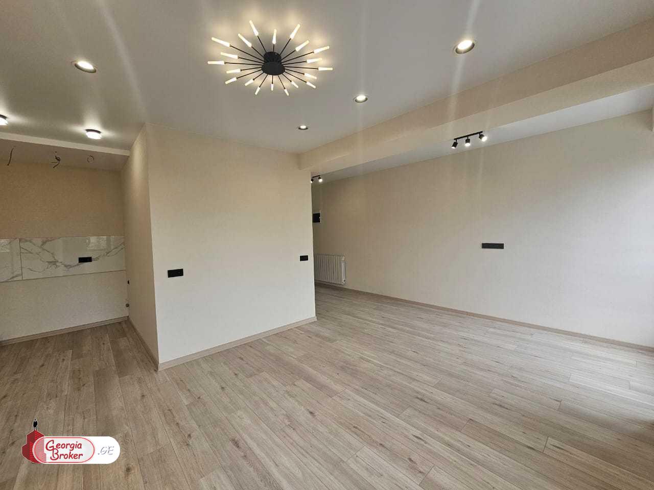 იყიდება ახალი გარემონტებული 3 ოთახიანი ბინა