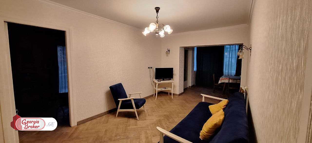 nearly repaired 3-room apartment for sale