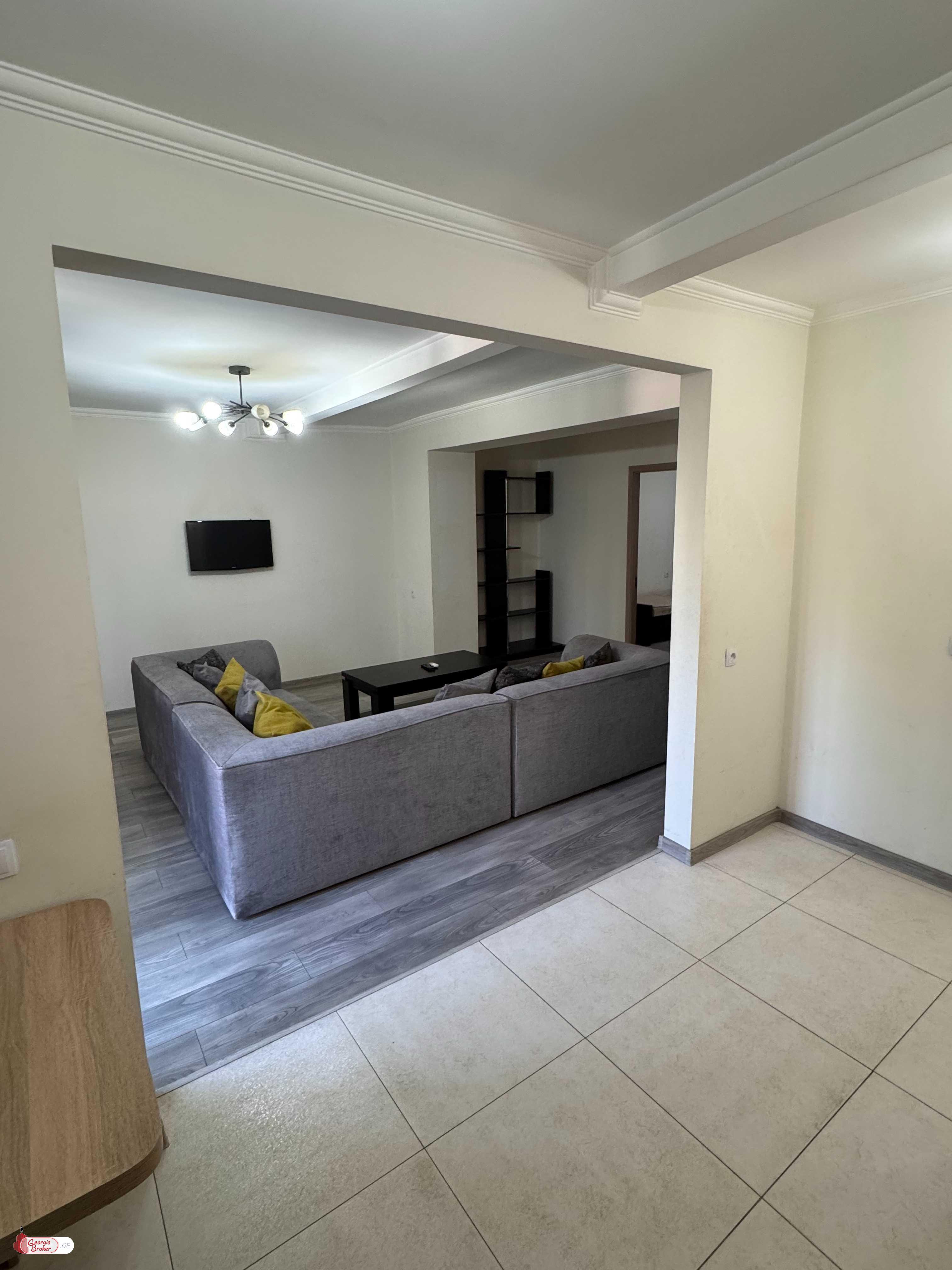 nearly repaired 3-room apartment for sale