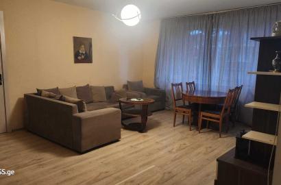 продается квартира с новым ремонтом 3-комнаты