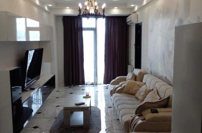 продается квартира с новым ремонтом 3-комнаты