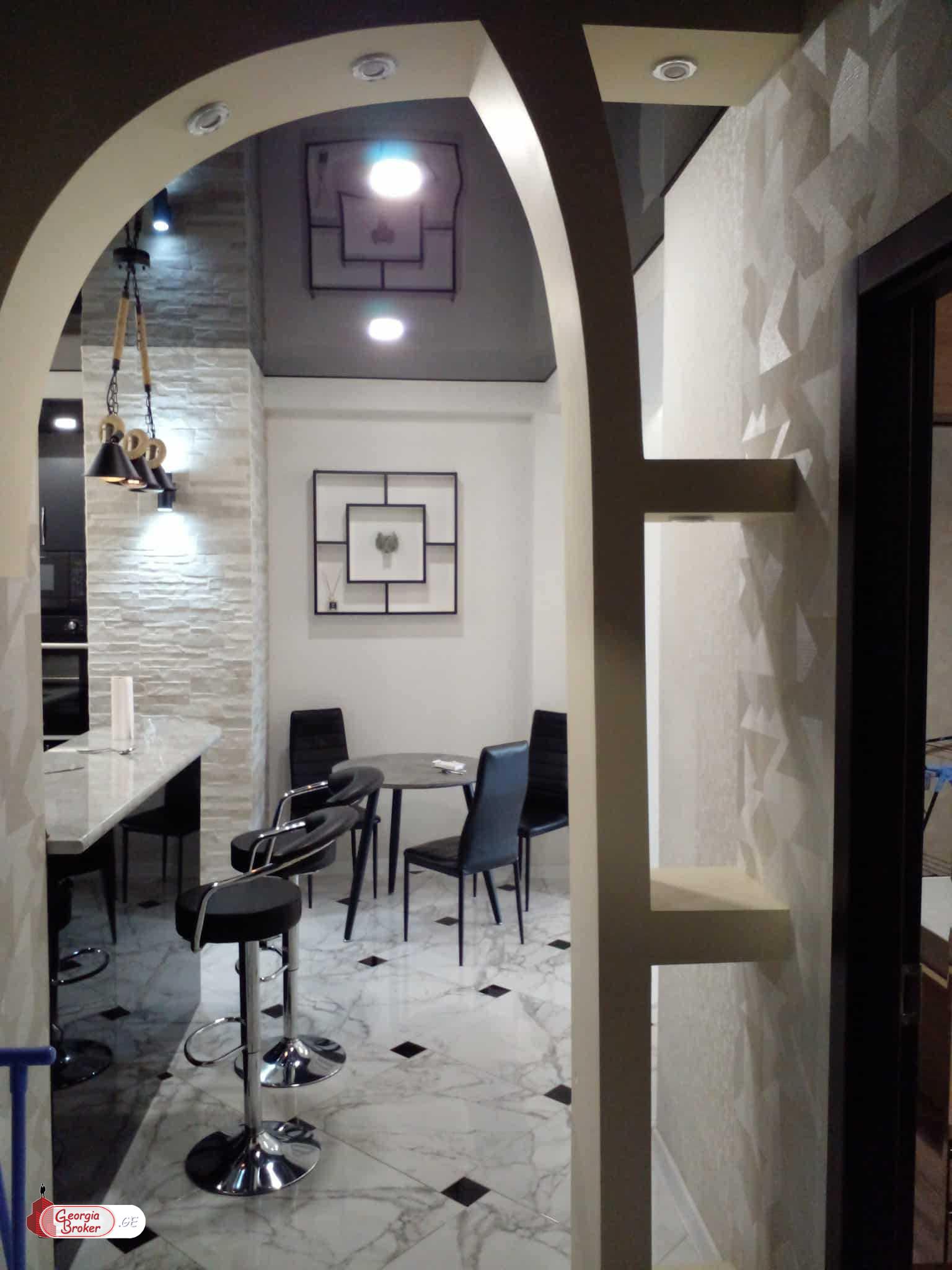 იყიდება ახალი გარემონტებული 3 ოთახიანი ბინა