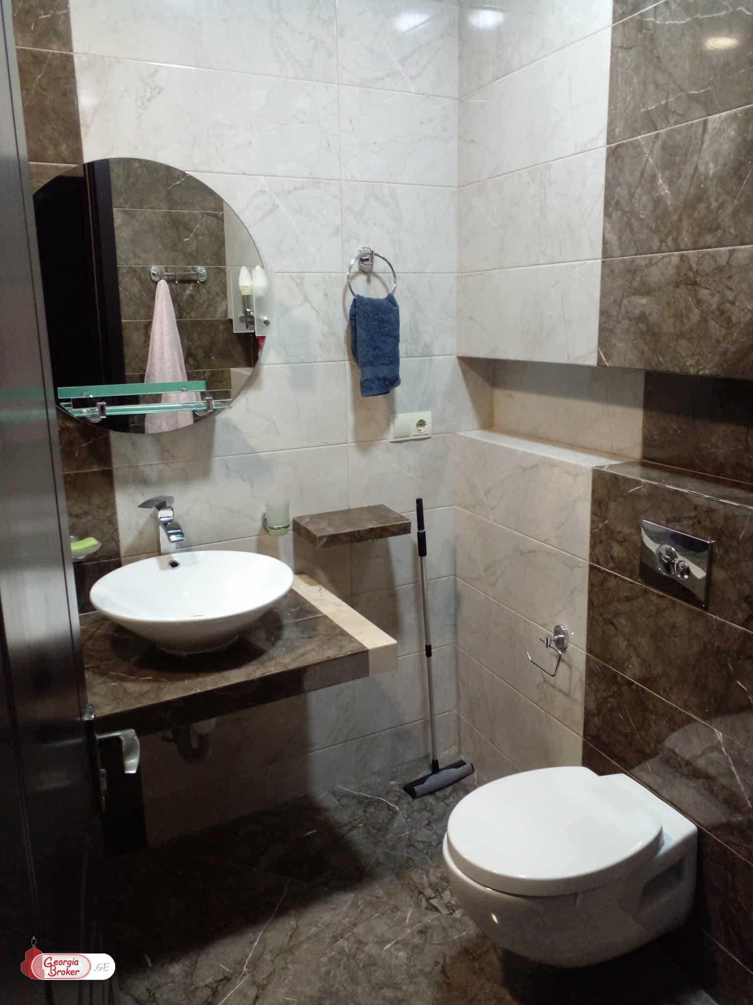 იყიდება ახალი გარემონტებული 3 ოთახიანი ბინა