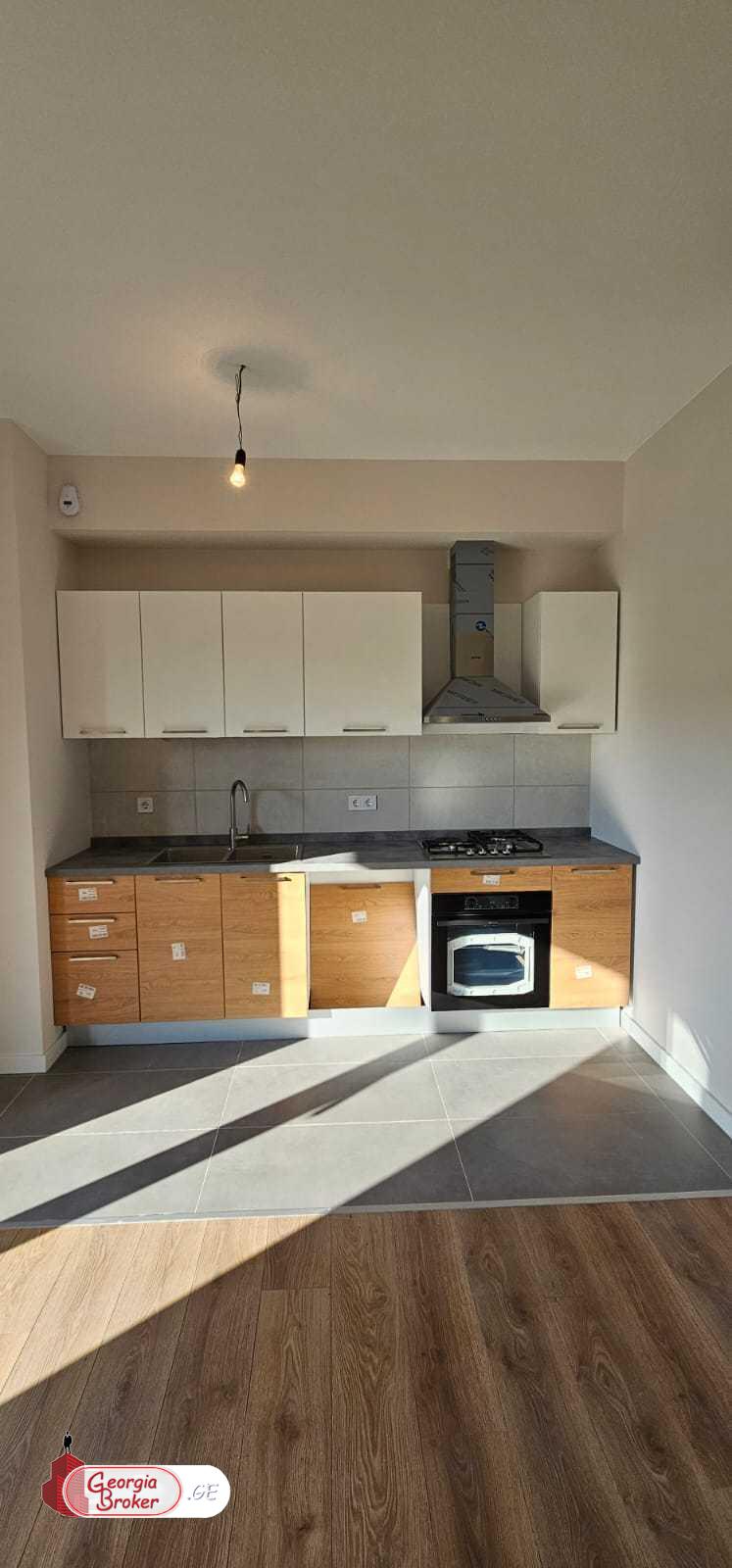 იყიდება ახალი გარემონტებული 3 ოთახიანი ბინა