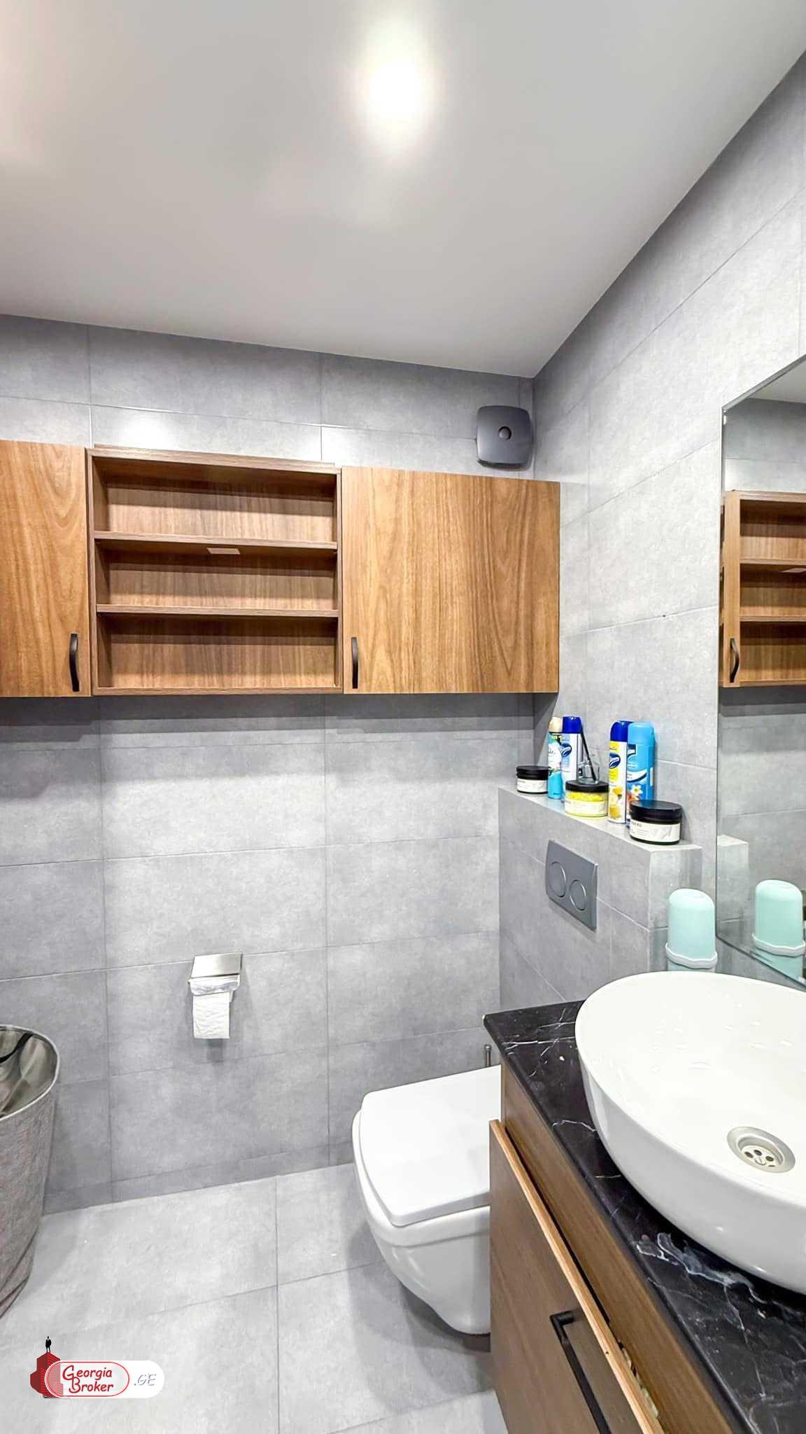 იყიდება ახალი გარემონტებული 2 ოთახიანი ბინა