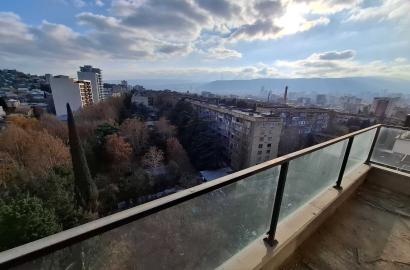 продается квартира с новым ремонтом 3-комнаты