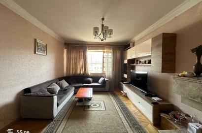 продается квартира с новым ремонтом 5-комнат