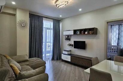 продается квартира с новым ремонтом 3-комнаты