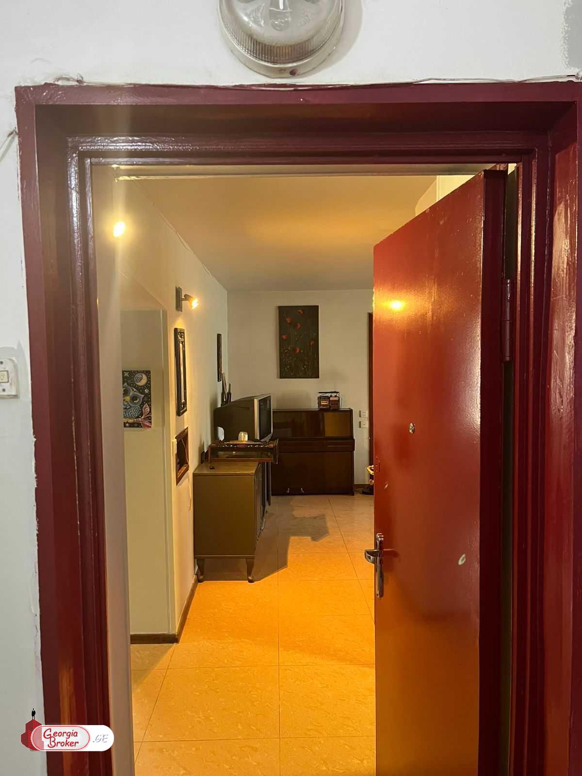 nearly repaired 4-room apartment for sale