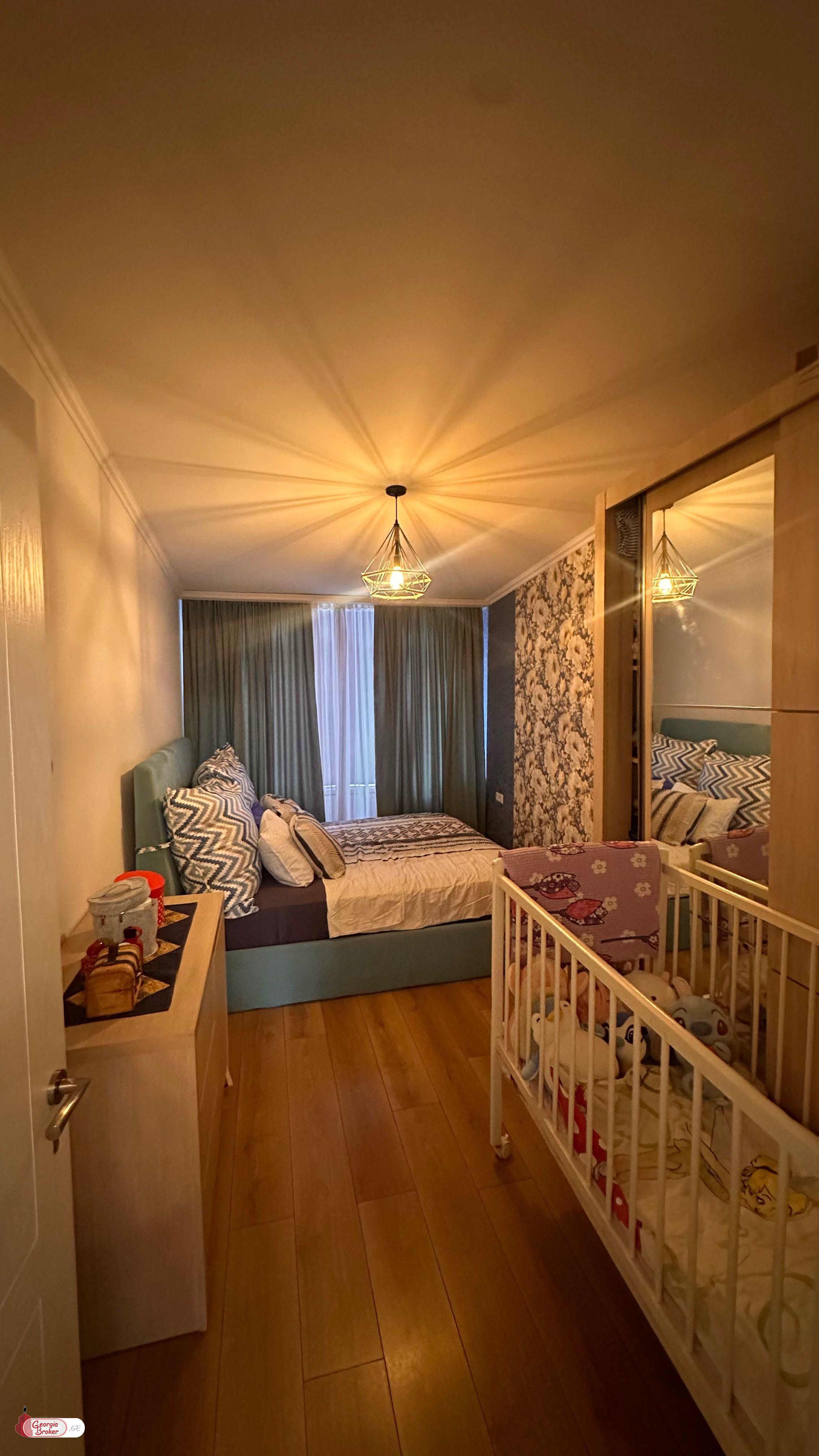 იყიდება ახალი გარემონტებული 2 ოთახიანი ბინა