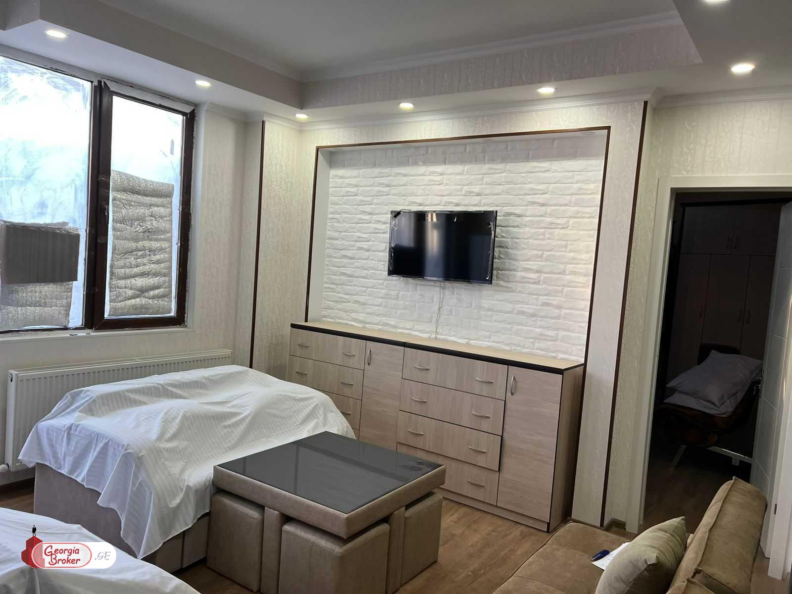 იყიდება ახალი გარემონტებული 2 ოთახიანი ბინა