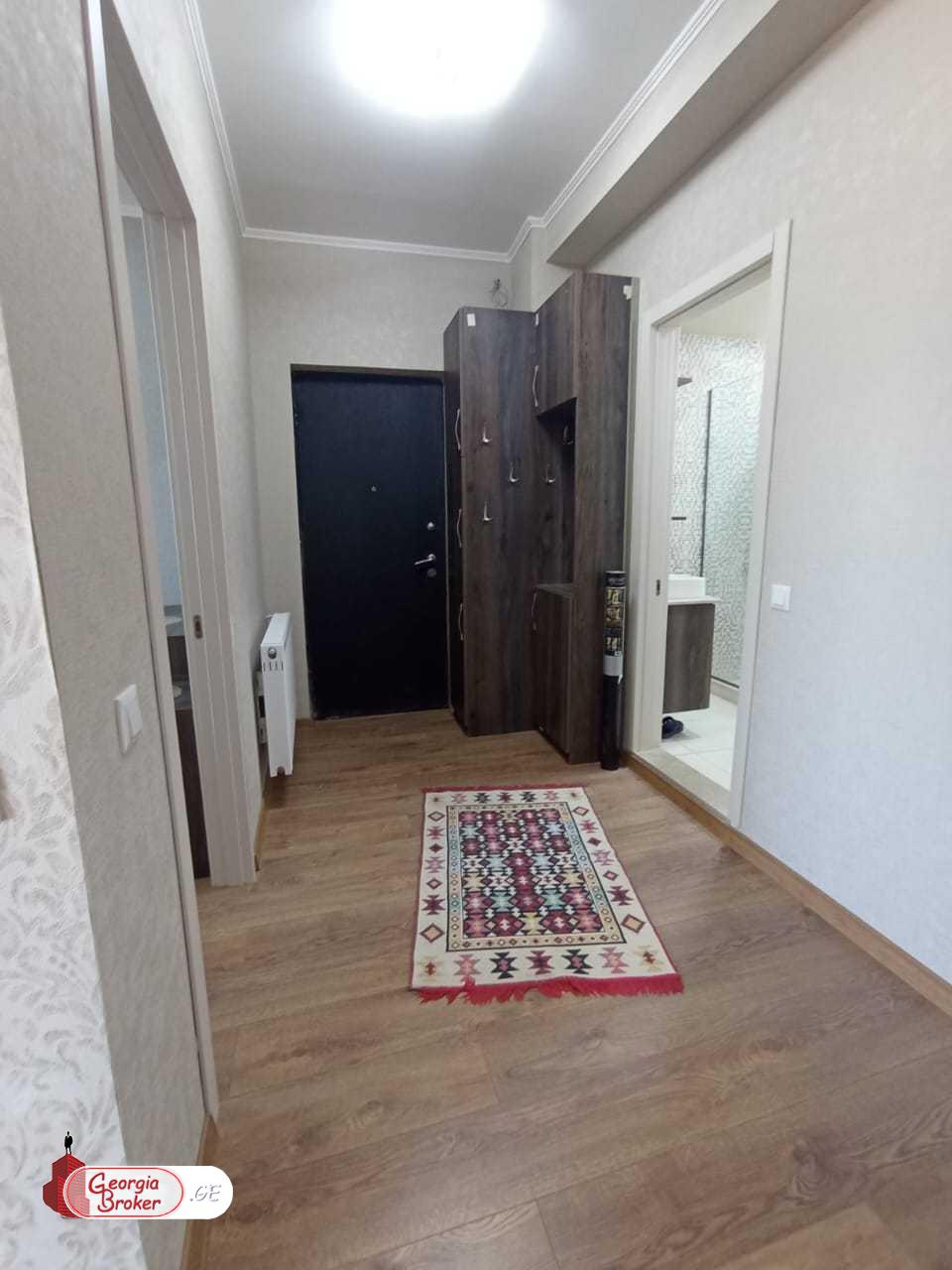 nearly repaired 2-room apartment for sale