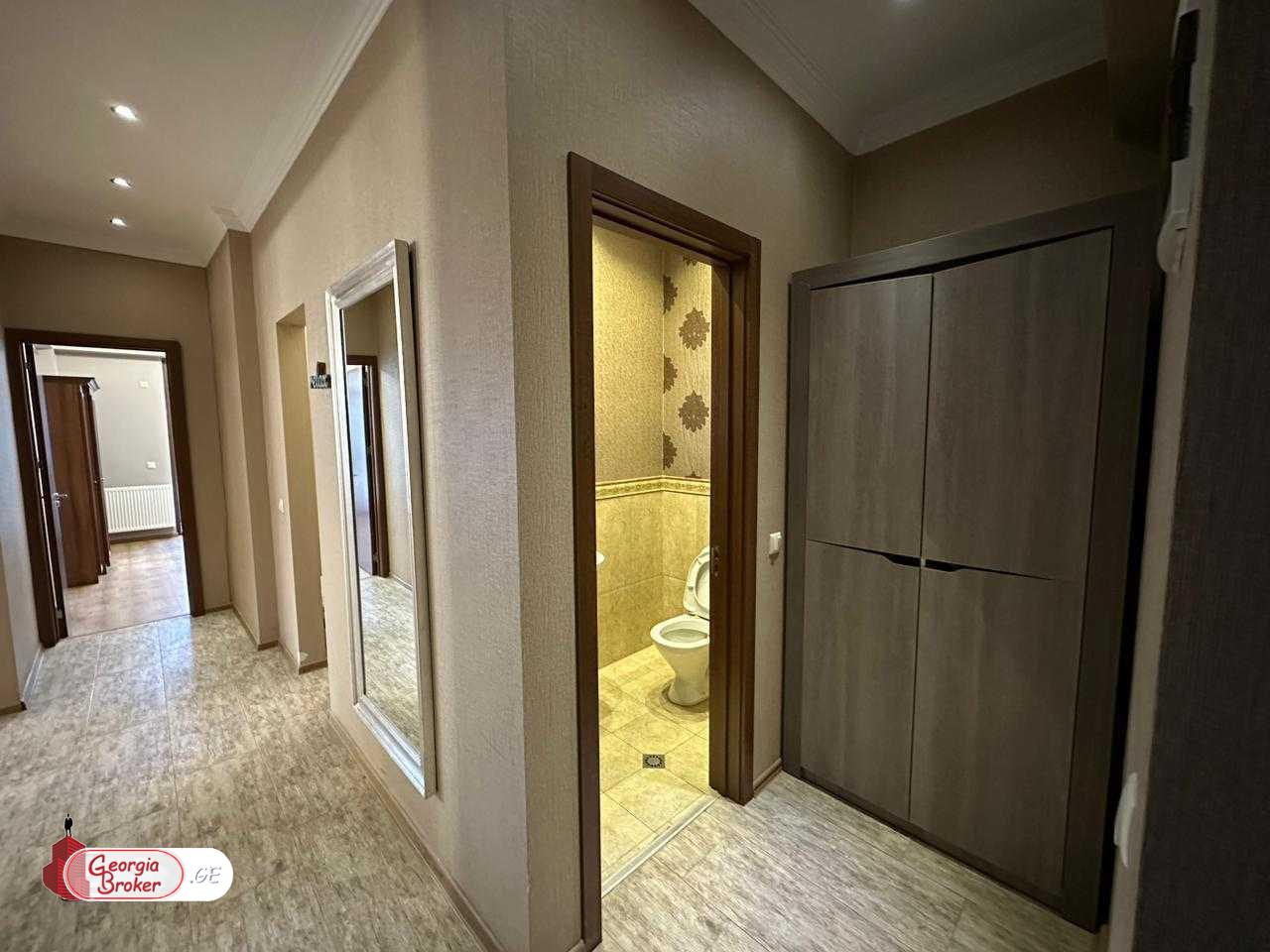 nearly repaired 3-room apartment for sale