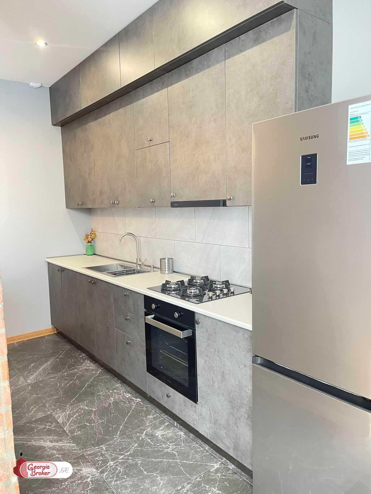 nearly repaired 2-room apartment for sale