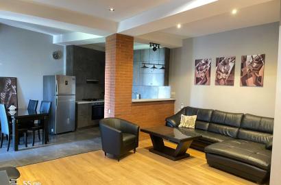 продается квартира с новым ремонтом 3-комнаты