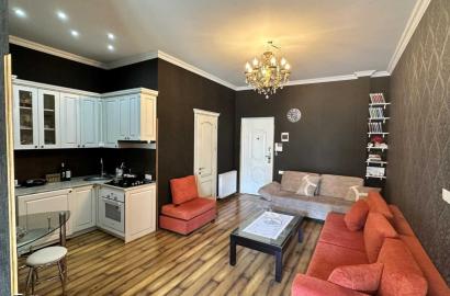 იყიდება ახალი გარემონტებული 2 ოთახიანი ბინა