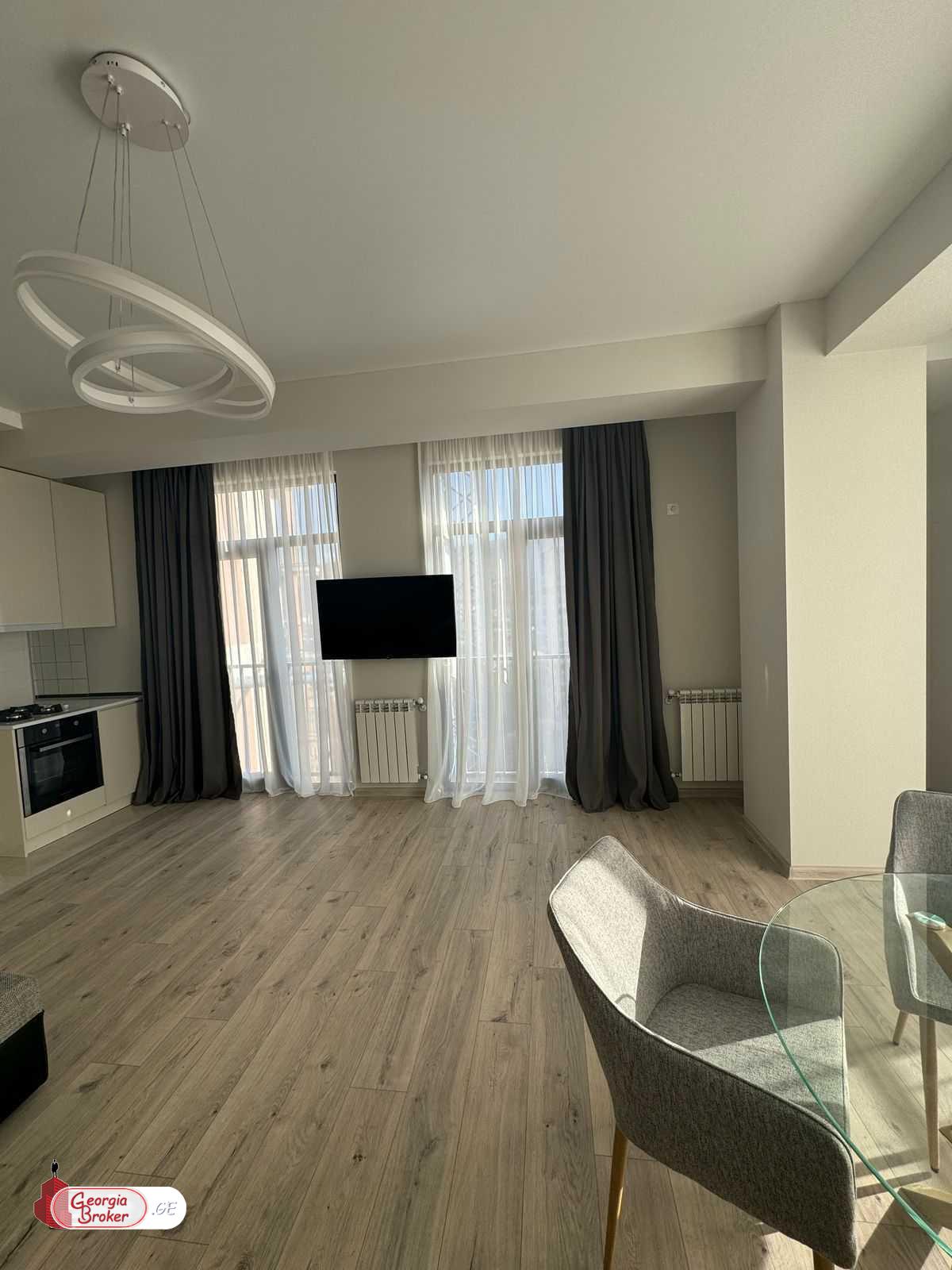 nearly repaired 2-room apartment for sale