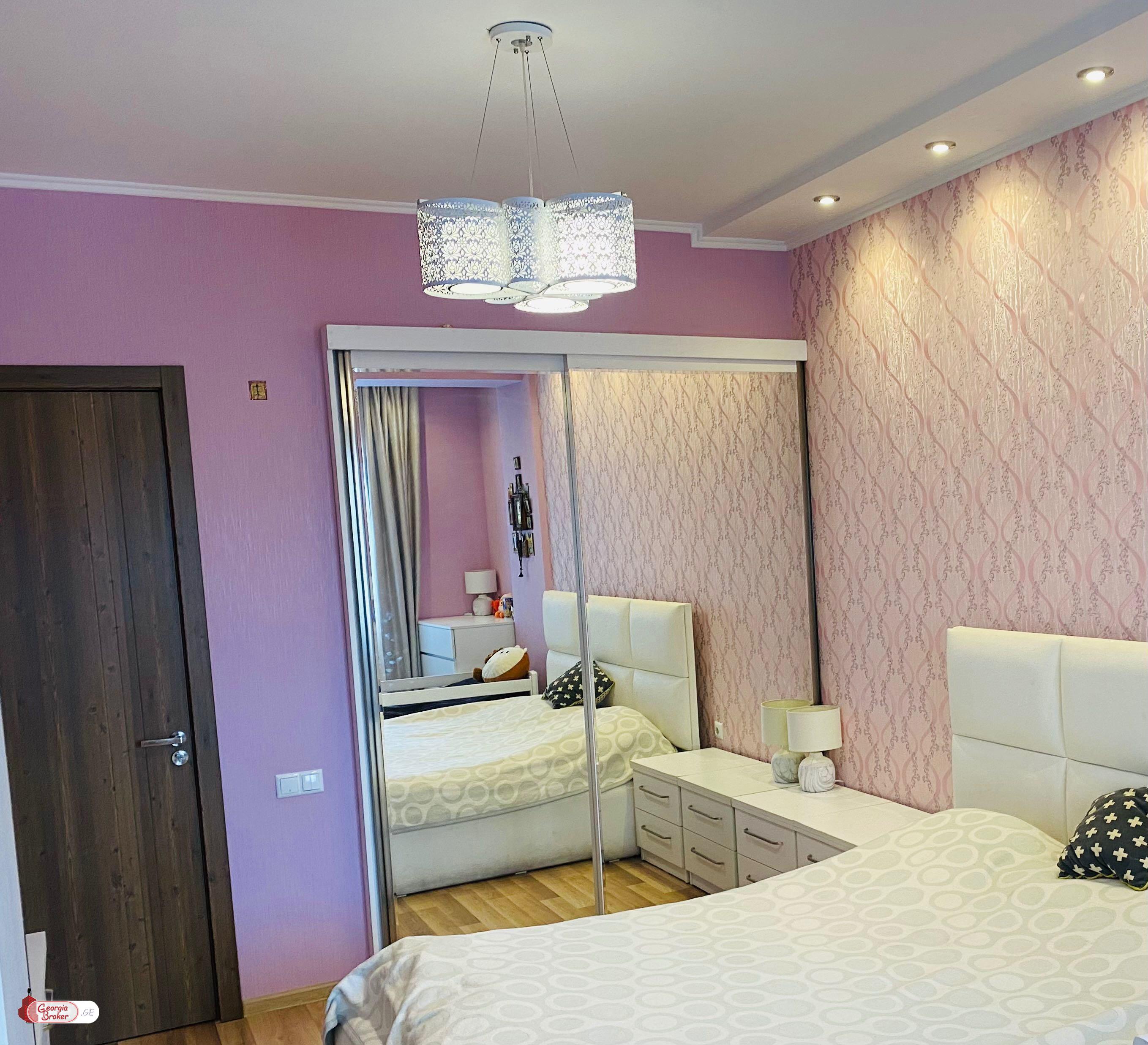 продается квартира с новым ремонтом 2-комнаты