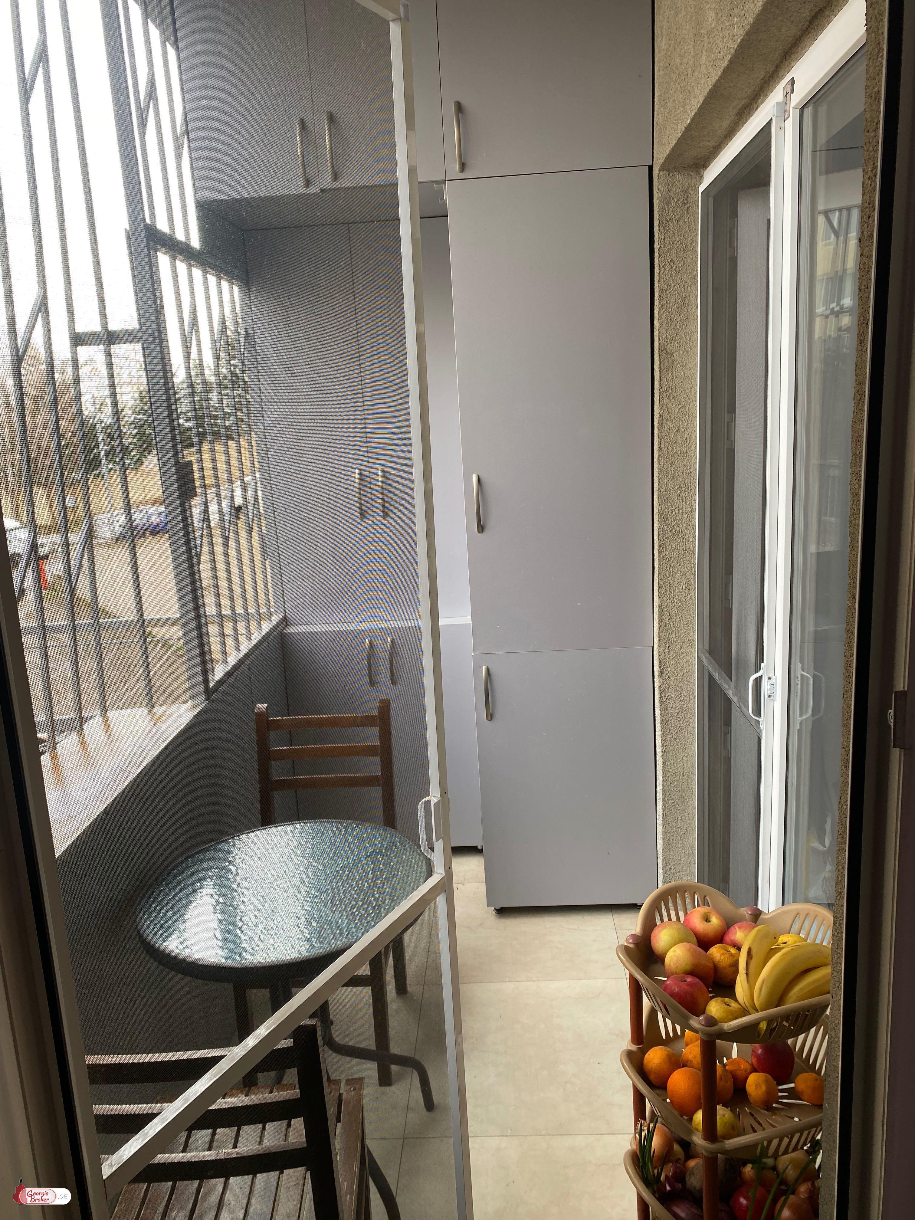 продается квартира с новым ремонтом 2-комнаты