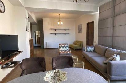 იყიდება ახალი გარემონტებული 3 ოთახიანი ბინა