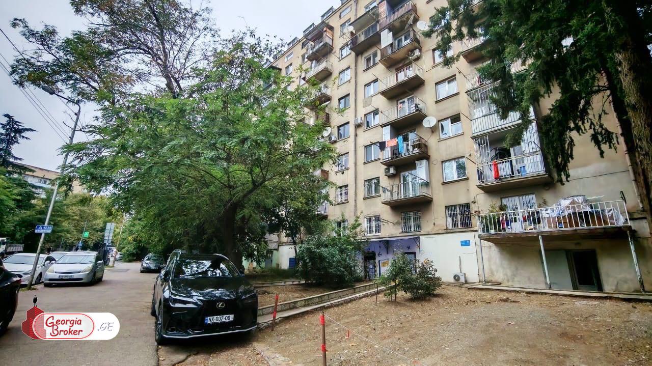 продается дом с новым ремонтом 2-комнаты