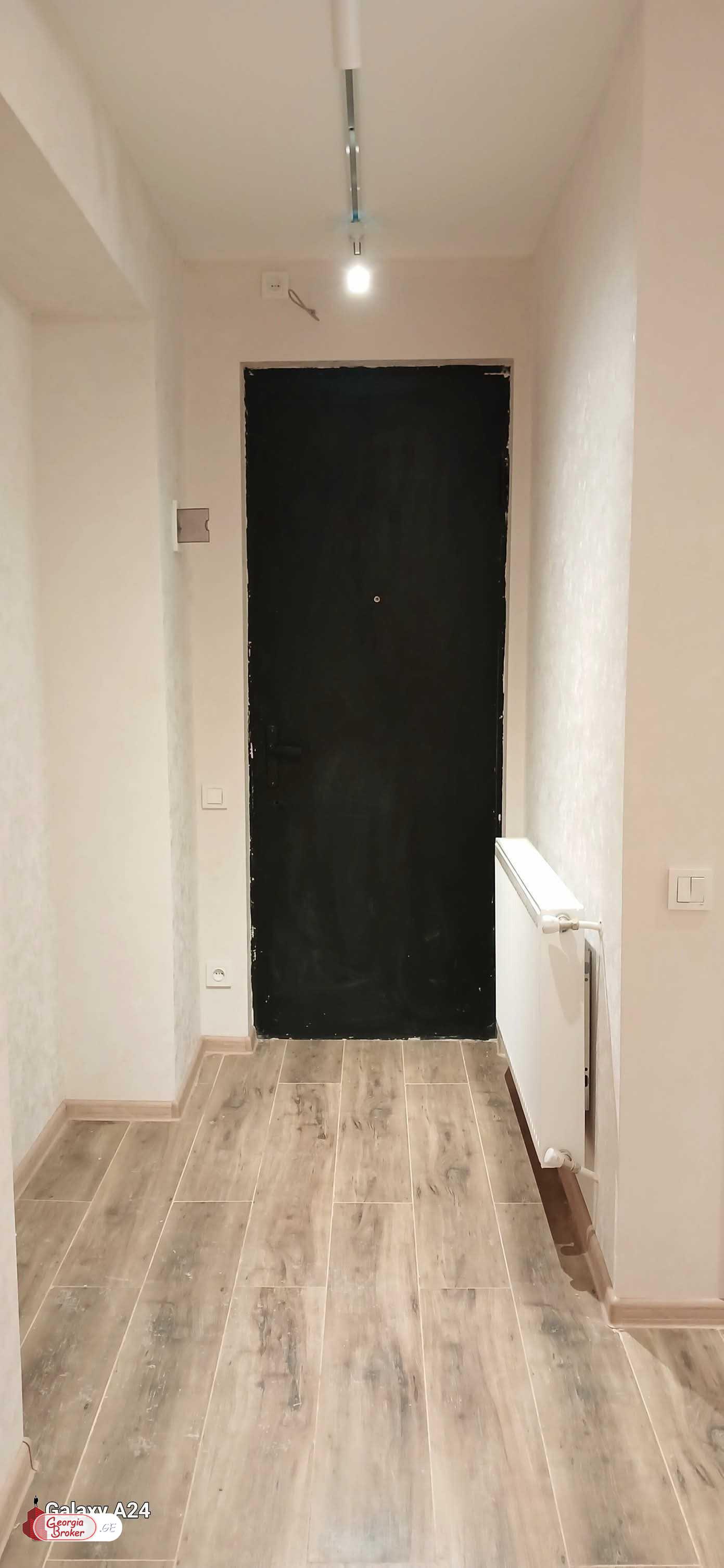 იყიდება ახალი გარემონტებული 2 ოთახიანი ბინა