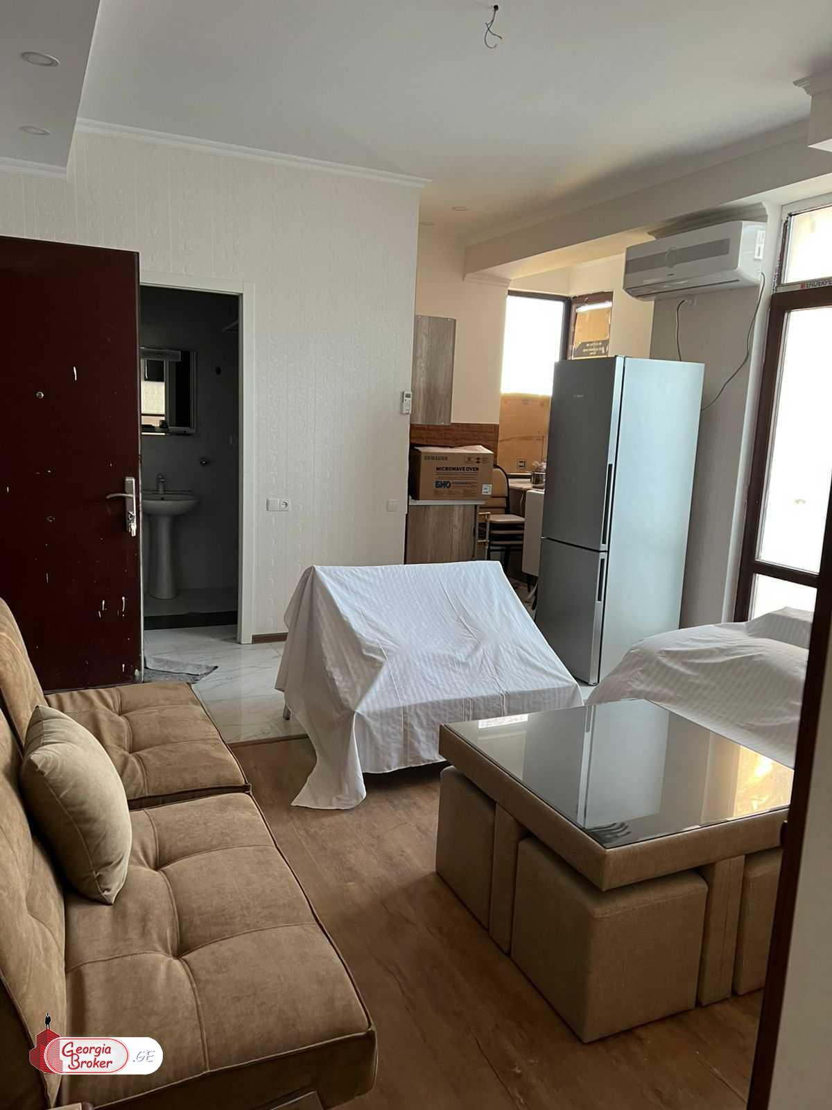 nearly repaired 2-room apartment for sale