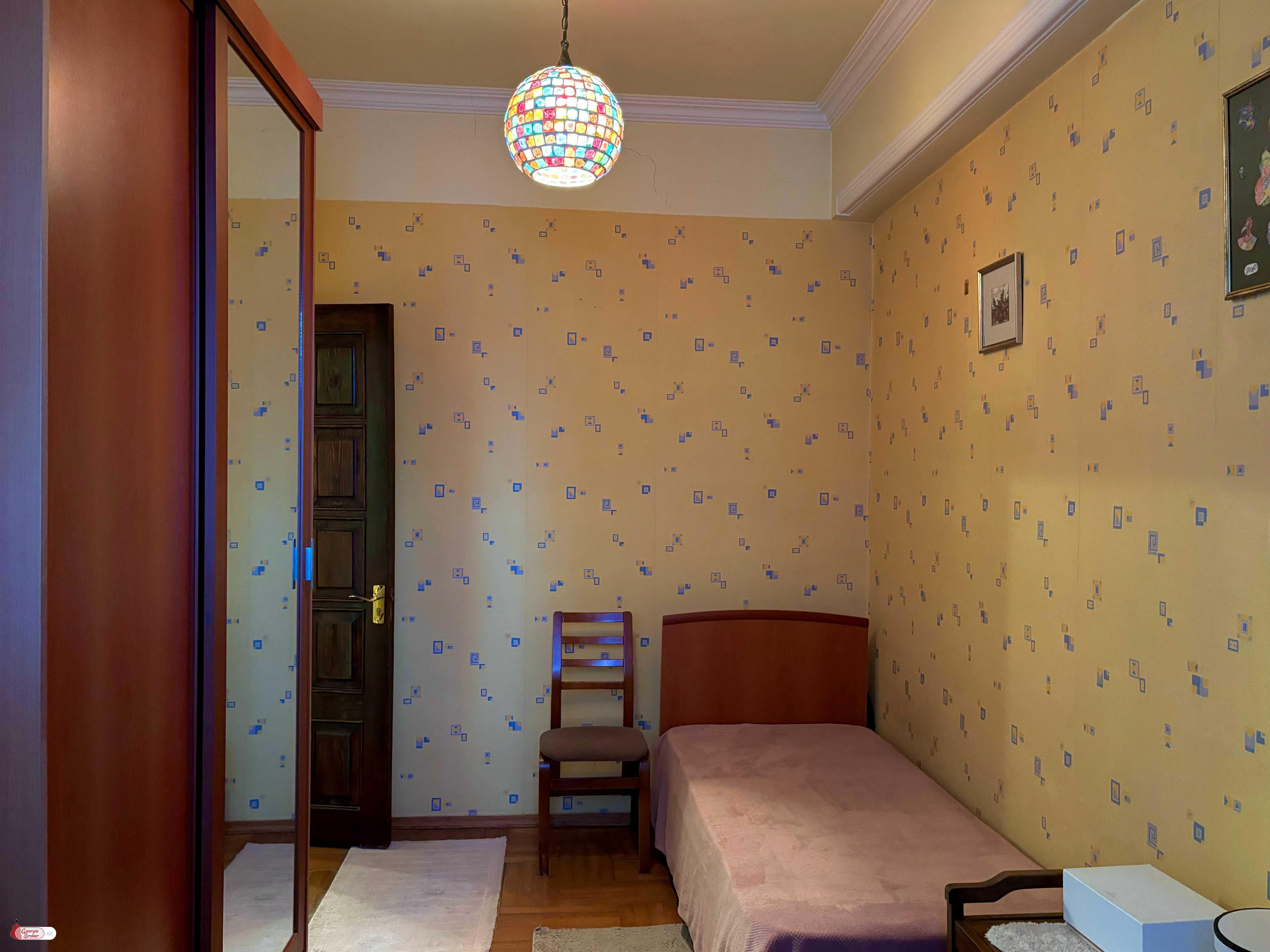 nearly repaired 4-room apartment for sale