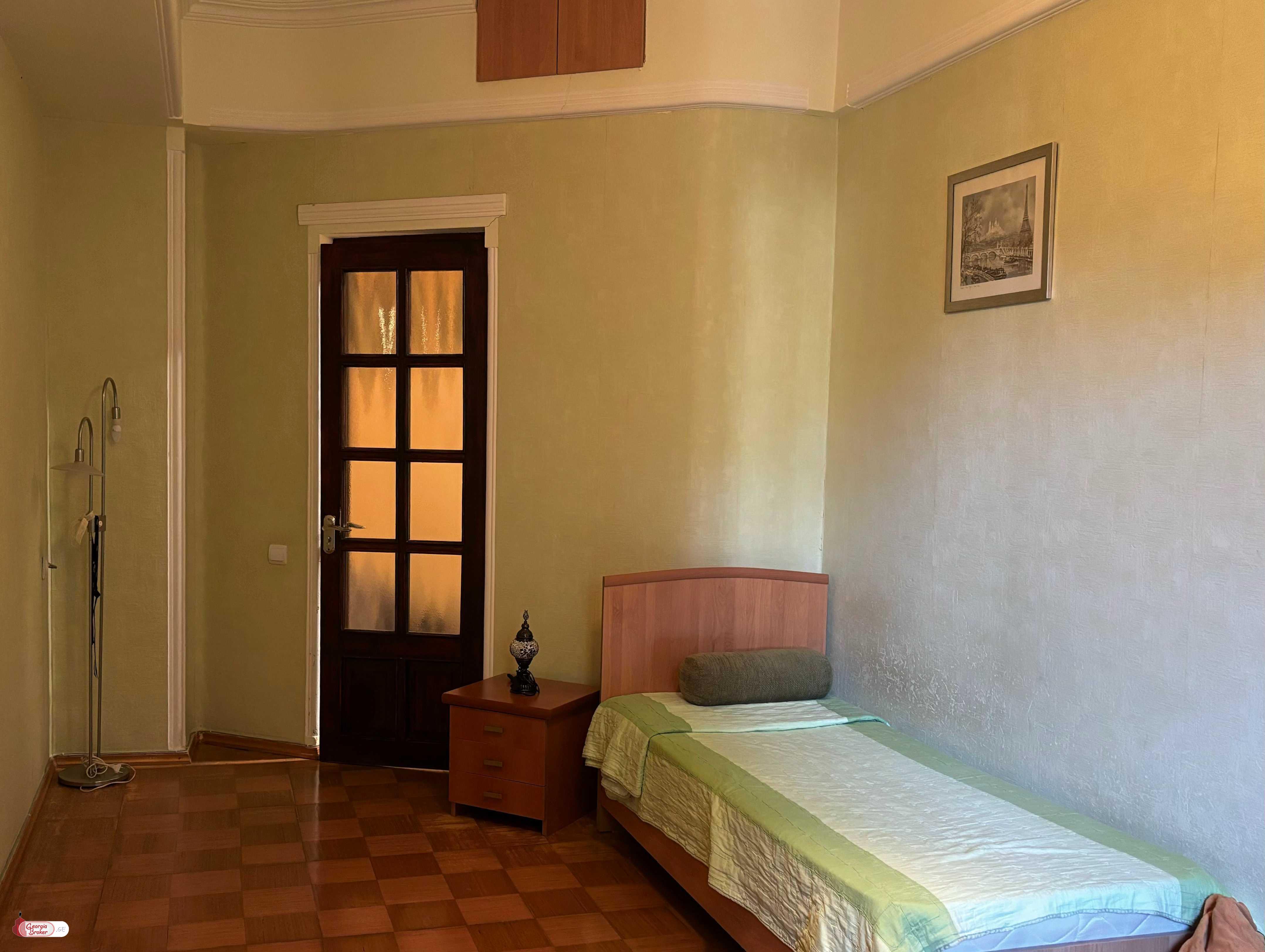 nearly repaired 4-room apartment for sale