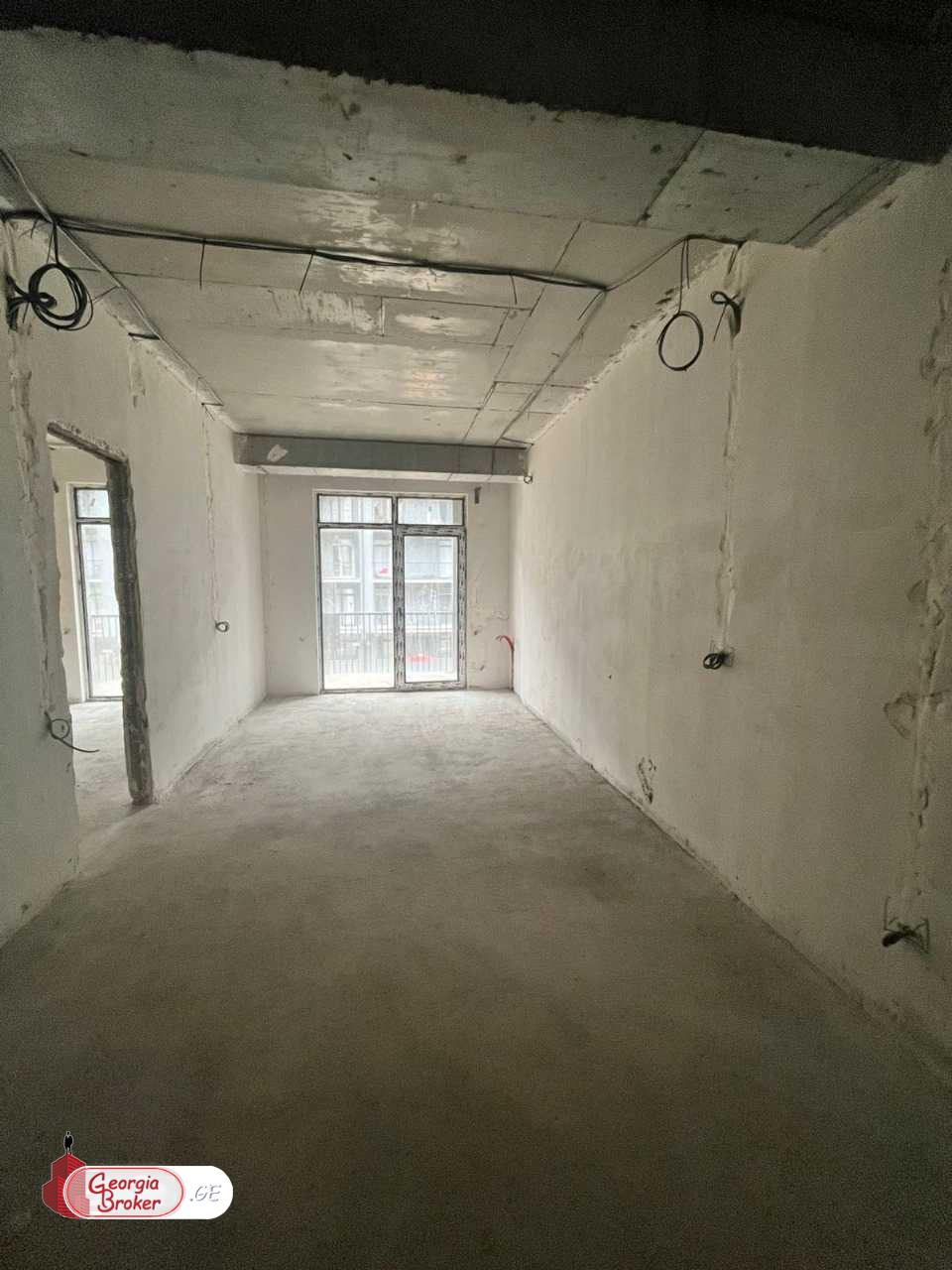 продается квартира с новым ремонтом 2-комнаты