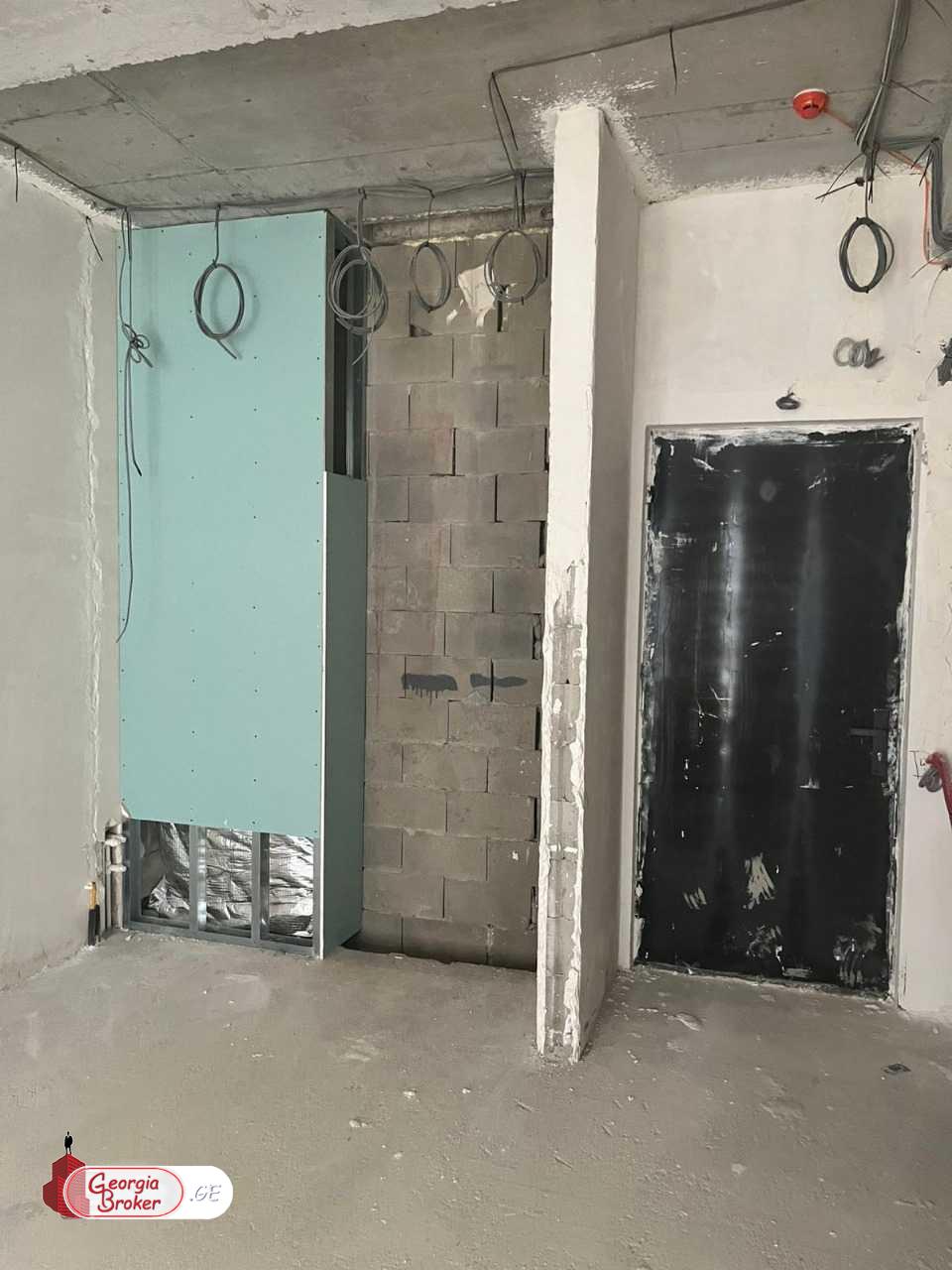 продается квартира с новым ремонтом 2-комнаты