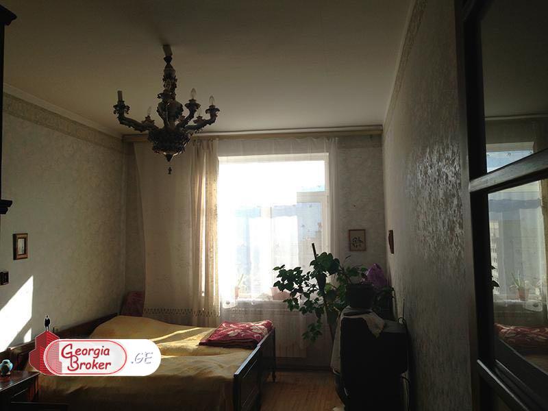 nearly repaired 3-room apartment for sale