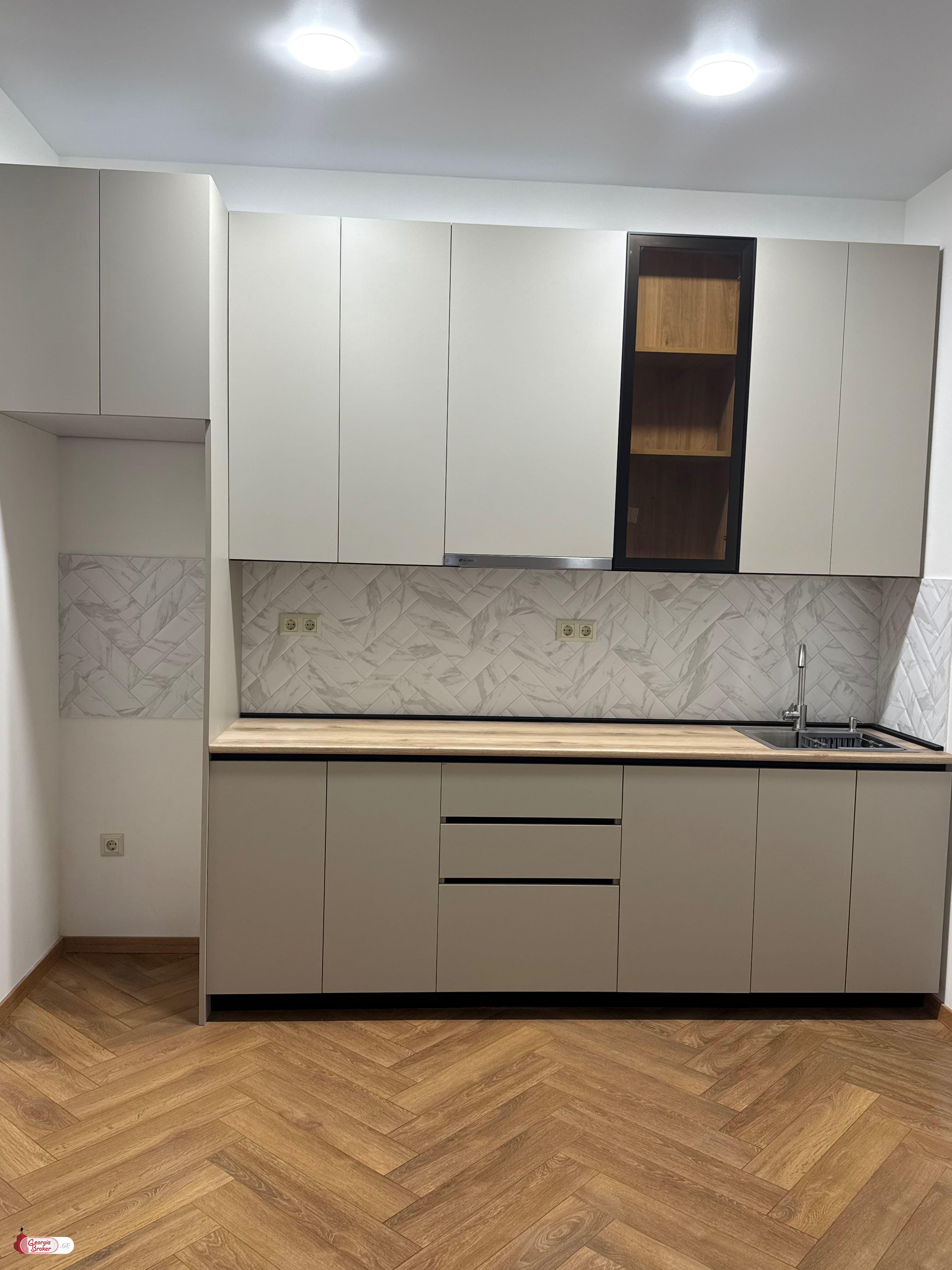 продается квартира с новым ремонтом 2-комнаты