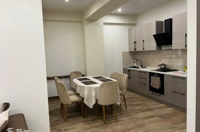 продается квартира с новым ремонтом 3-комнаты