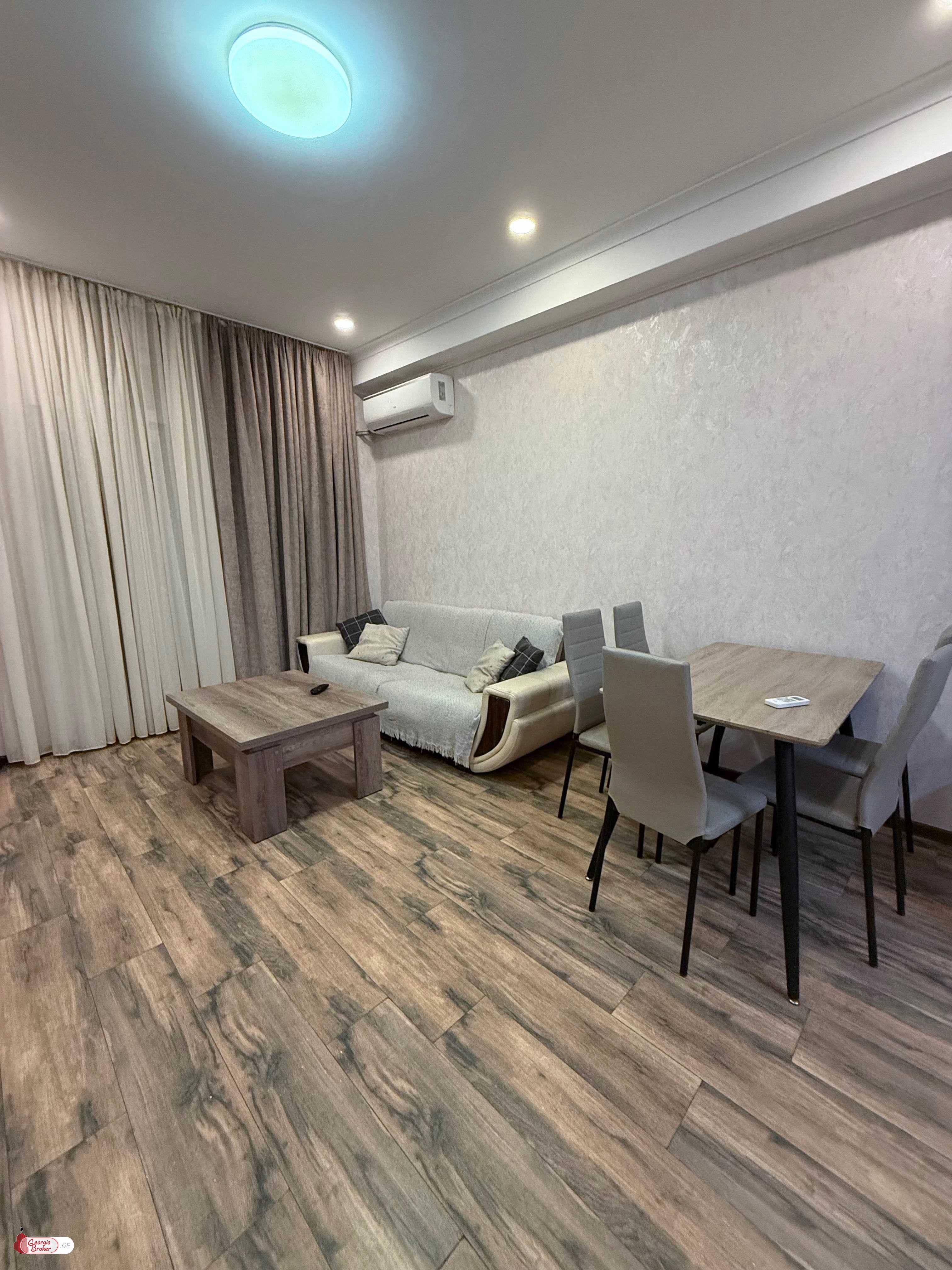 იყიდება ახალი გარემონტებული 3 ოთახიანი ბინა