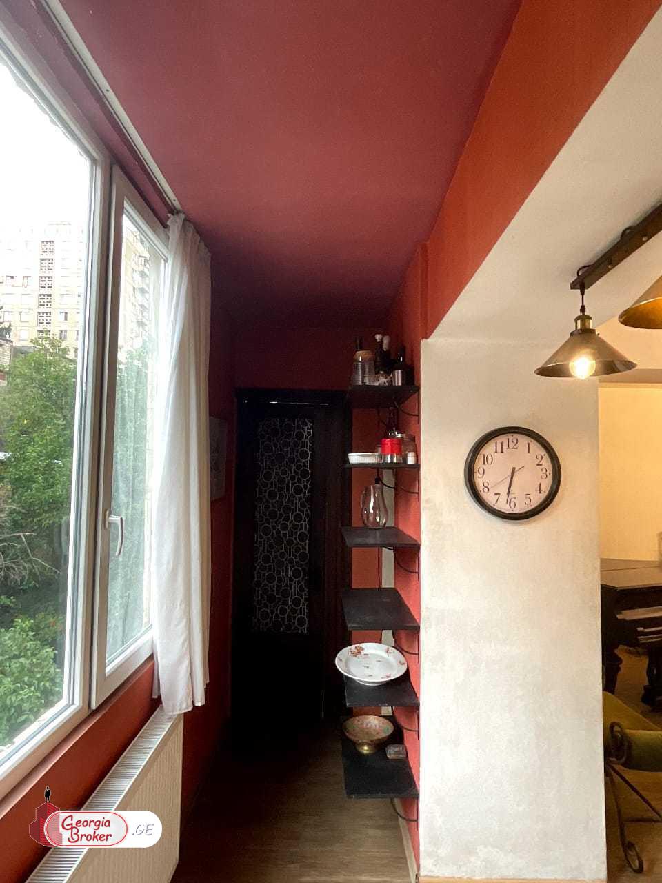 იყიდება ახალი გარემონტებული 4 ოთახიანი ბინა