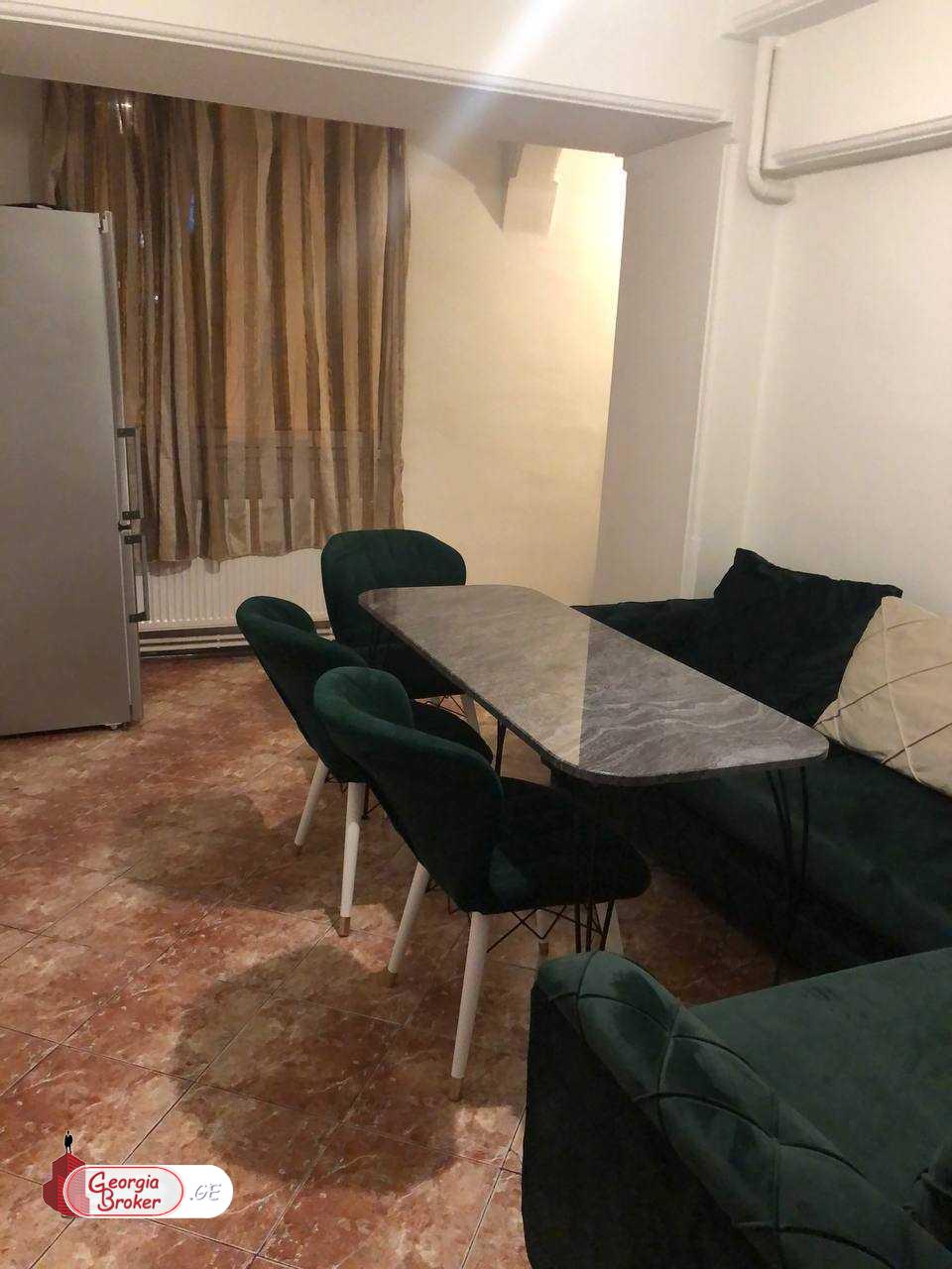 nearly repaired 3-room apartment for sale