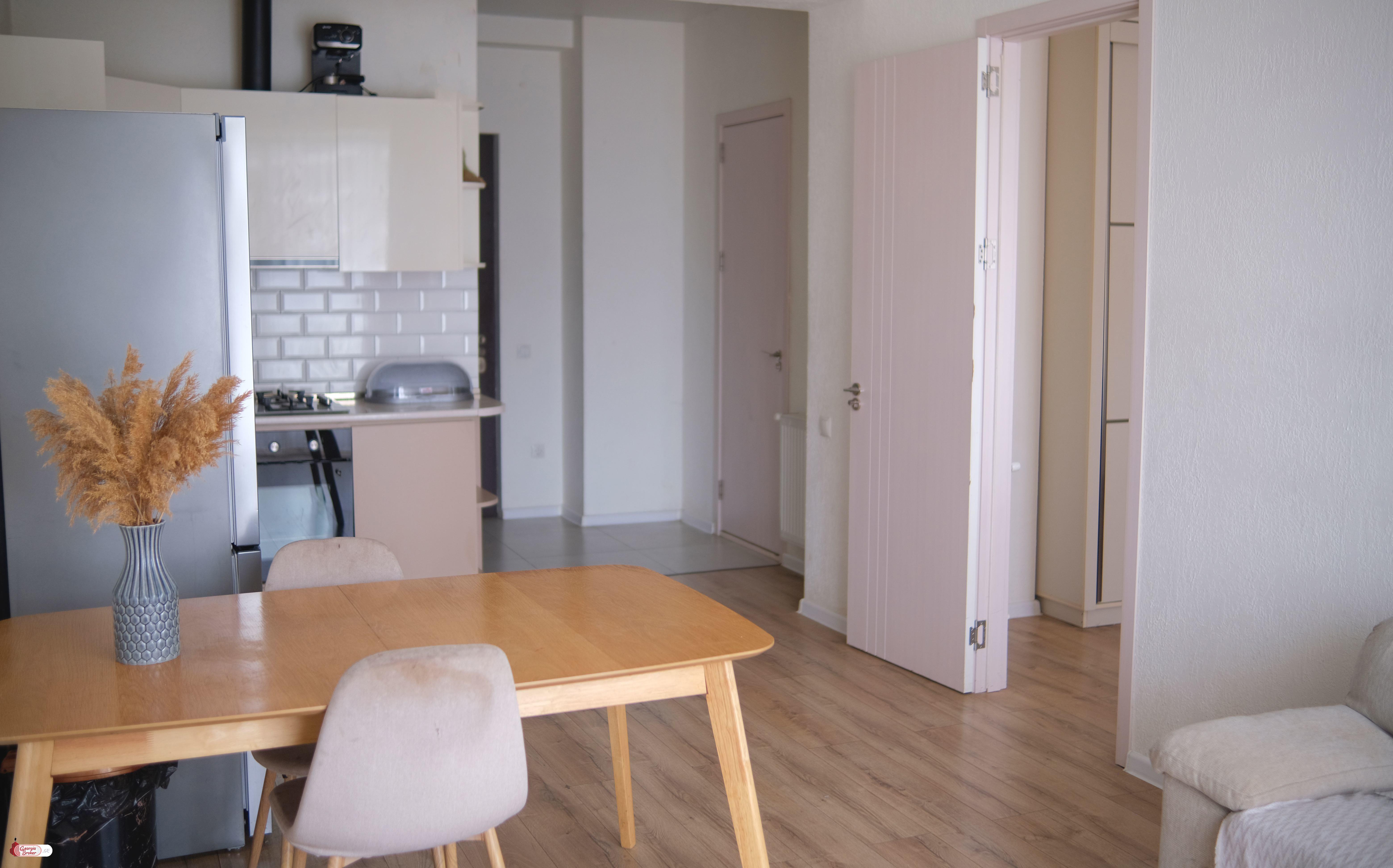 продается квартира с новым ремонтом 2-комнаты