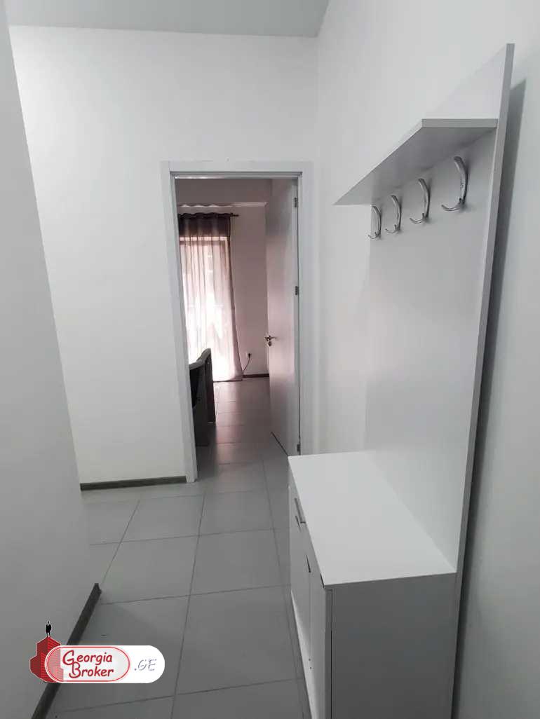 nearly repaired 3-room apartment for sale