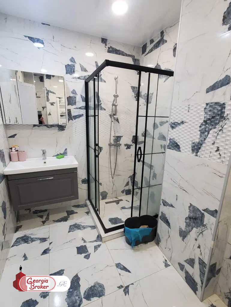 nearly repaired 3-room apartment for sale