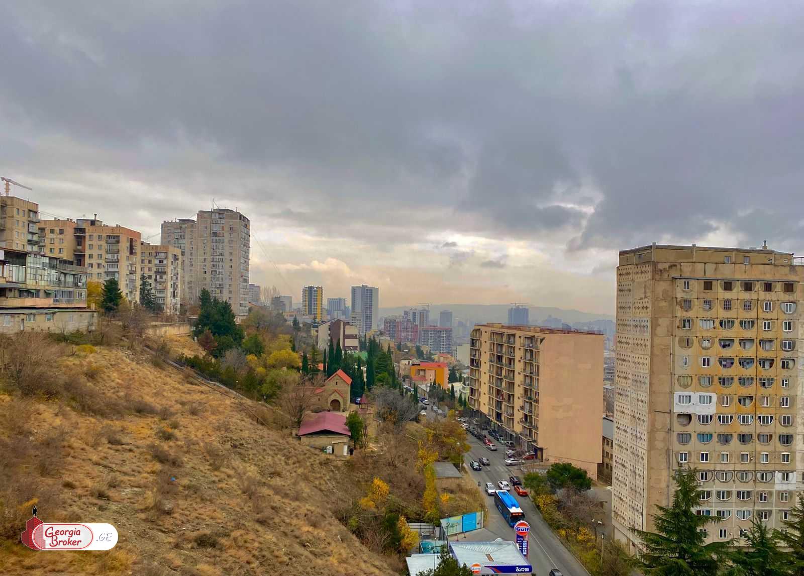 nearly repaired 2-room apartment for sale